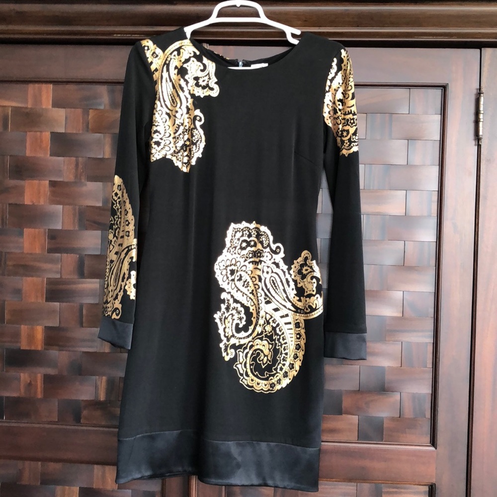 Black and gold long sleeve dress